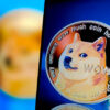 Der Preis von Dogecoin vervollständigt den bullischen, abgerundeten Boden und bewegt sich für diesen Ausbruch in Reichweite