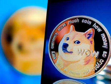 Der Preis von Dogecoin vervollständigt den bullischen, abgerundeten Boden und bewegt sich für diesen Ausbruch in Reichweite