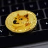 Was passiert, wenn der Preis für dotecoin seinen legendären 68.000% -Rauf wiederholt?