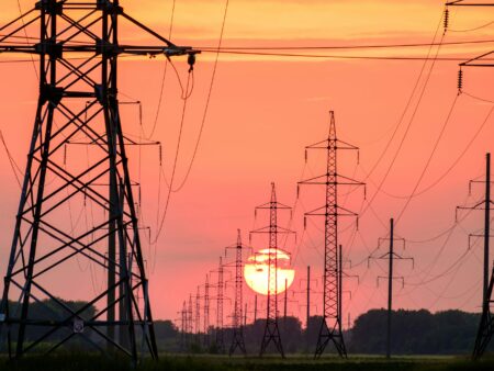 Bitcoin Mining in Kuwait verboten, als das Stromnetz Brechung erreicht
