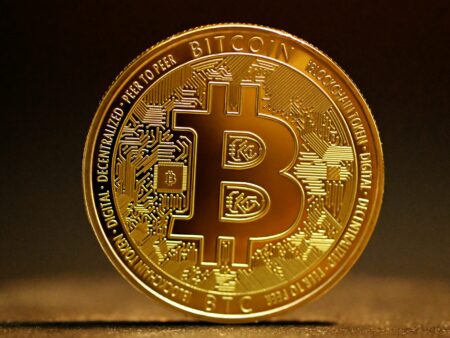 Der Bitcoin-Preis kehrt zur Konsolidaten der Phase vor dem projizierten Anstieg auf 106.000 bis 110.000 US-Dollar zurück